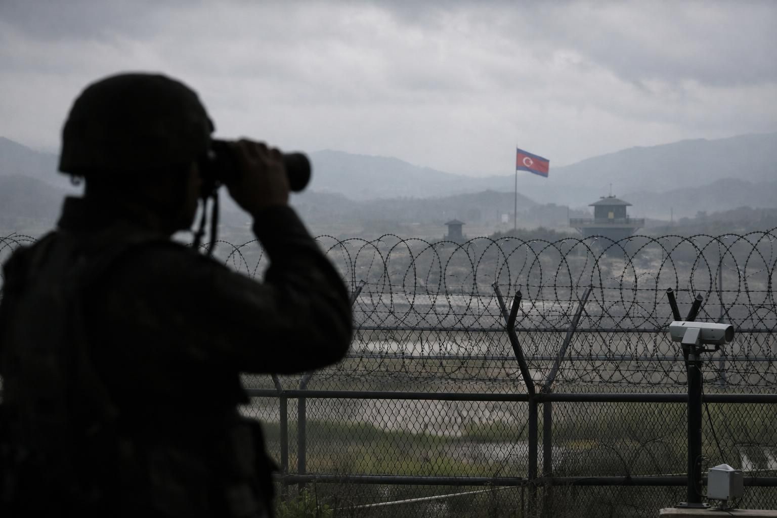 당국은 한반도 내 군사적 긴장이 심각하게 고조되고 있음을 확인했습니다. 최신 상황과 대응 방안을 신속하게 제공합니다.